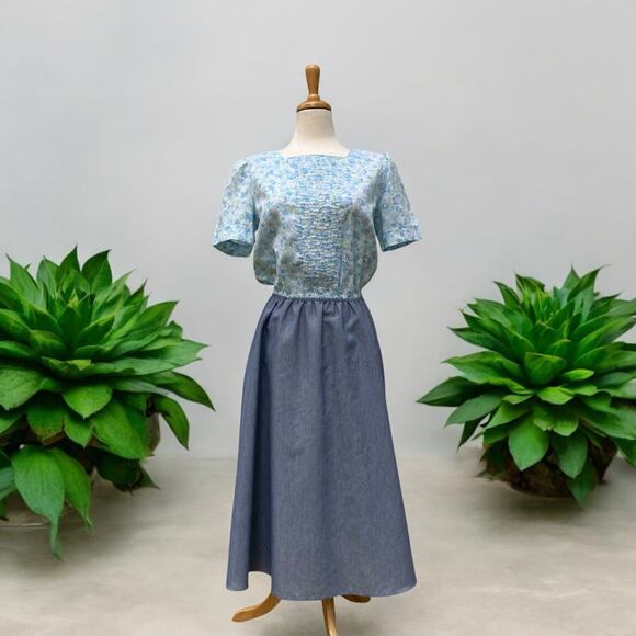 VTG Day Dress The Jones Girl Sz 12 Blue Floral Midi Pleated Feminine 50s 60s - Picture 1 of 13